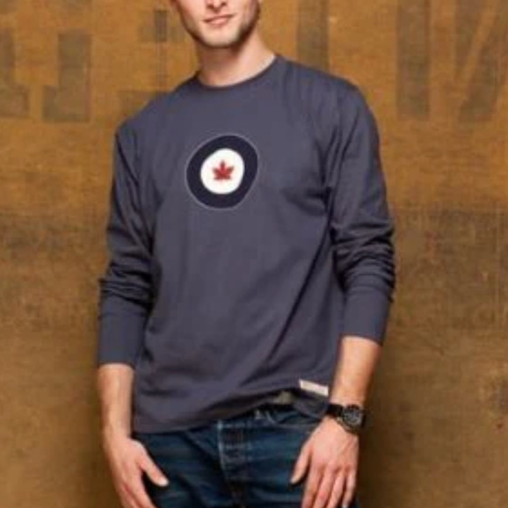 RED CANOE Men's Royal Canadian Air Force Long Sleeve T-Shirt XL Washed Blue Gray